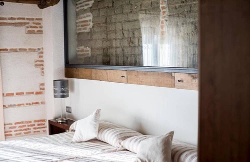 Velayos Apartamento | Double room with whirlpool bath