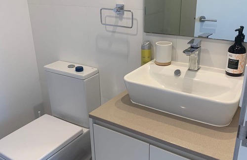 Adelaide Apartamento | CityNest Iconic View /Free Parking/Gym/Swimming Pool/BBQ