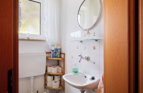 Wasserburg Apartamento | Apartment 'Ferienwohnung' with Private Terrace, Private Garden and Wi-Fi