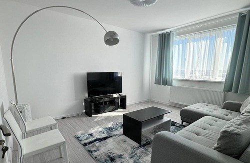 Suceava Apartamento | Brand new, quiet apartment close to city center and with a beautiful sunrise