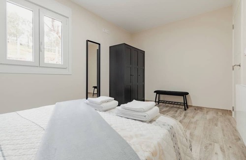 Cabana de Bergantinos Casa | Holiday Home 'Lar De Mar' with Sea View, Private Terrace and Wi-Fi
