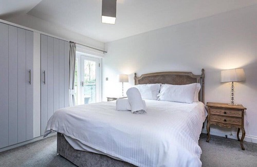 Winster Casa | Waterside Family Lake District Getaway