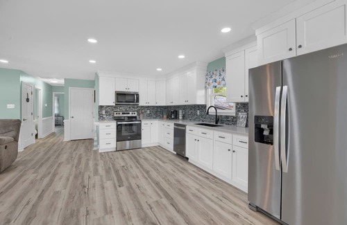 Dutton Casa | River Views
