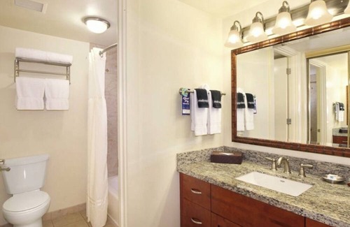 Princeville Complejo | Ocean View // 2B/2B Hanalei Bay Resort
