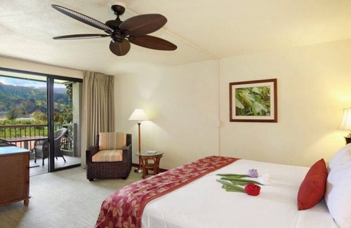 Princeville Complejo | Ocean View // 2B/2B Hanalei Bay Resort