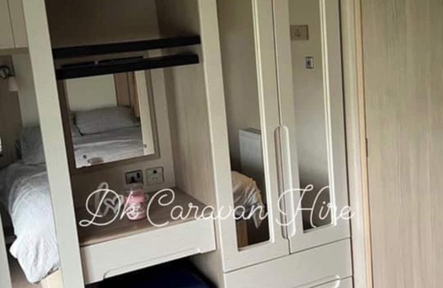Towyn Cabina | Luxury Caravan in Towyn North Wales