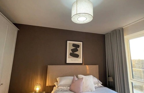 Sutton Cross Casa | Stylish and cosy new flat near Dublin Airport and City Center