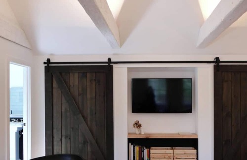 Kerhonkson Cabina | Modern Cabin in Catskill Mountain. On 7 acres of private land.