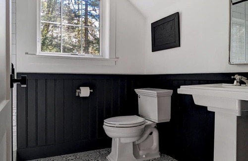 Kerhonkson Cabina | Modern Cabin in Catskill Mountain. On 7 acres of private land.