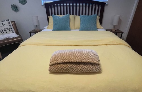 Cascade Casa | The Bee Hive - with Swimming Pool!