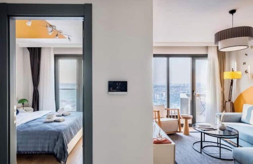 Kagithane Apartamento | Zen - 1BD Apt w/ City Views & Balcony
