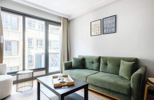 Kagithane Apartamento | Flora - 1BD Fantastic Central Flat in a Residence