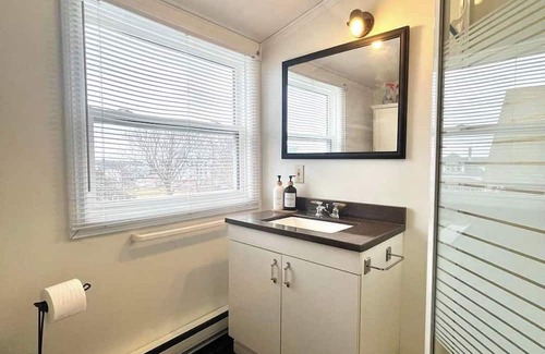 Grand Bank Casa | Cozy historical home in beautiful Grand Bank. The Tiny Table Inn (3Bedroom)