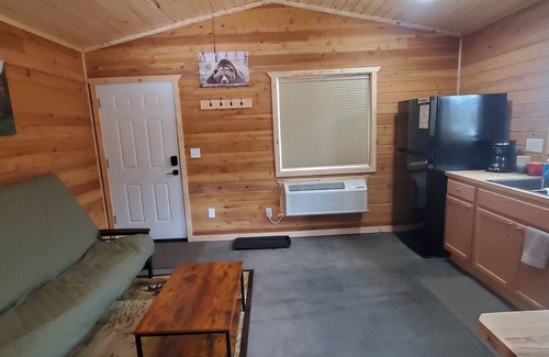Rea Cabina | Hardrock 50 - # 7 Rustic cabin retreat in the heart of adventure country.