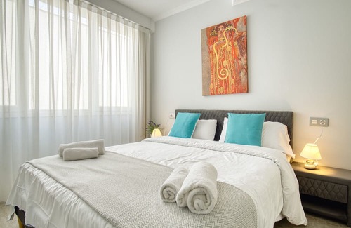 Cabo de las Huertas Apartamento | Apartment 'Mar 6' with Shared Terrace, Wi-Fi and Air Conditioning