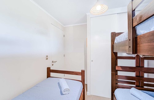 Mirasol Apartamento | Miramar Algarrobo 3BR with sea view, pool, parking