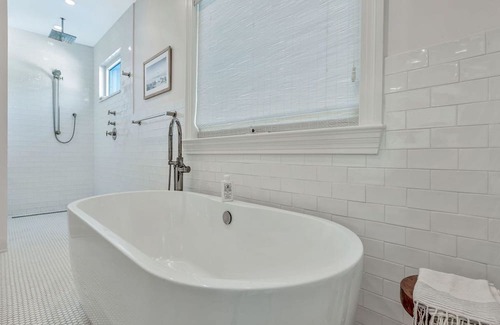 Southend Casa | Dreamy Sunrise Villa - Pool + Incredible Views!