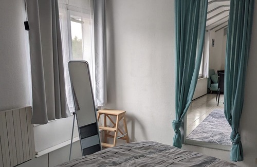 Saint-Remy-les-Chevreuse Apartamento | Calm, spacious apartment; 23 minutes from an RER station in the Chevreuse Valley