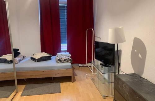 Huttrop Apartamento | Möblierte 70qm Wohnung Balkon+waschm Essen- Huttrop