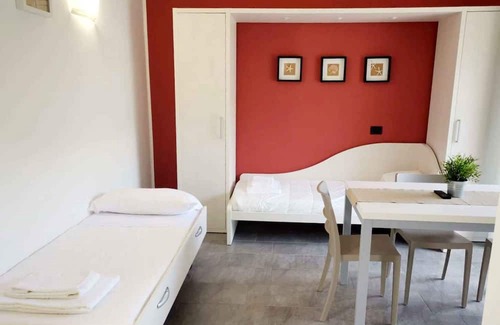 Poggi Apartamento | Holiday apartment with pool and sun loungers