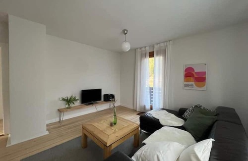 Friedenweiler Apartamento | Apartment 'Obergeschoss' with Lake View, Shared Terrace and Wi-Fi