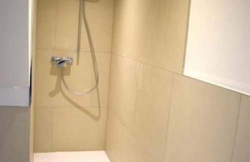 Friedenweiler Apartamento | Apartment 'Obergeschoss' with Lake View, Shared Terrace and Wi-Fi