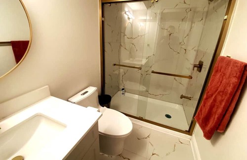 Winona Casa | Stylish Deluxe 2BR Guest Suite