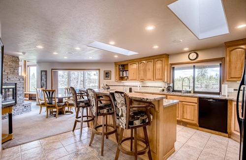 Cheney Casa | Vast countryside house with wide-ranging views, double deck, bar, & fireplaces