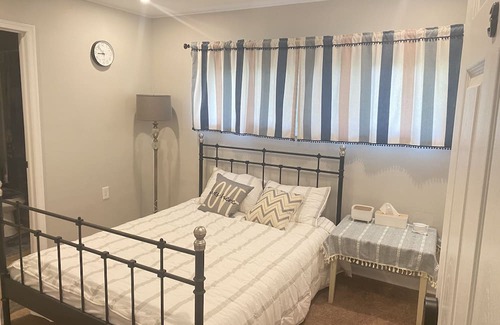 Newark Casa | Great for family! Single house close to UD and Main Street in Newark DE