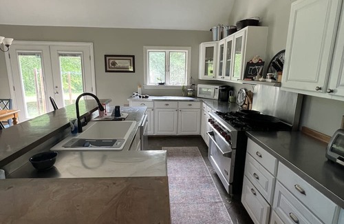Ruth Cabina | Relax and Enjoy this Cozy cabin on 120+ acres along the bogue chitto river.