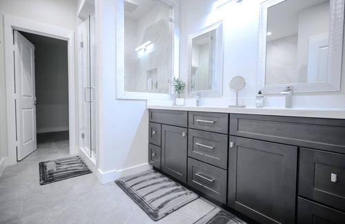 Shady Acres Casa | Perfect Houston getaway!! With 3 spacious bedrooms and a beautiful rooftop patio