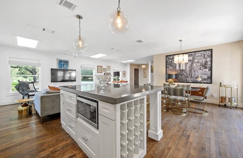 Tarrytown Casa | Bowman Bungalow Near Downtown Austin