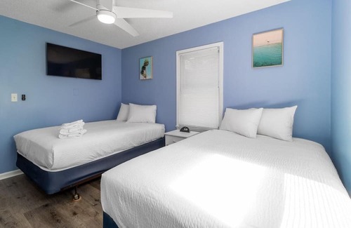 Myrtle Beach Cabaña | Big Blue: For Beach Lovers