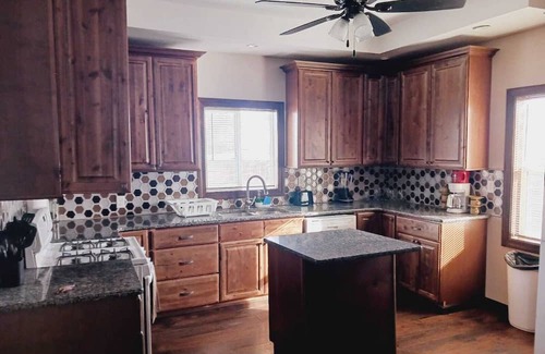 Scott City Casa | Guest house