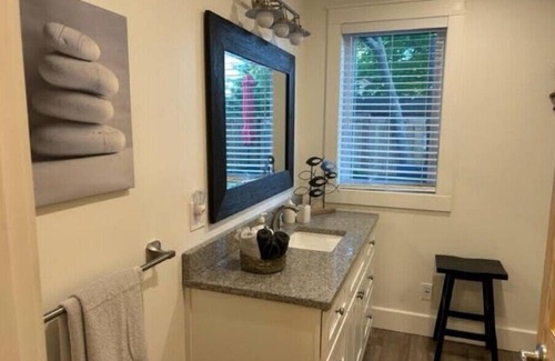 Southampton Cabaña | Gilbert Place, a luxurious, beautifully renovated, chic getaway in Southampton