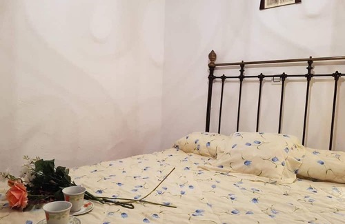 Jimena de la Frontera Casa | Holiday Home 'Casa Paco' with Mountain View, Private Pool and Wi-Fi