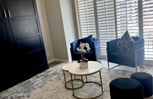 La Playa Condominio | Coastal Yacht Club Elegance -book 30 days-pet friendly /fitness center/pool