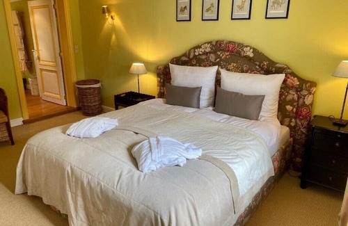 Hockai Casa | Luxurious cottage right next to great hiking trails and racetrack action