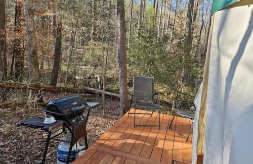 Morganton Alquiler De RV | Yurt at Lake James and Fonta Flora hiking trail