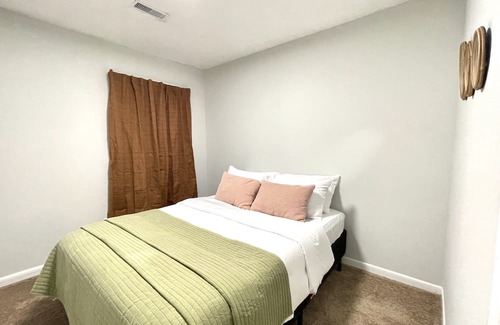 Ladson Casa | NEW WELL CENTERED 3BR HOME