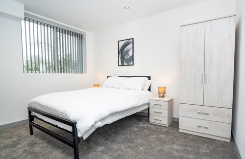 Brierley Hill Apartamento | Bright and Modern 1 Bed Apartment in Redditch