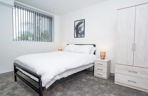 Brierley Hill Apartamento | Bright and Modern 1 Bed Apartment in Redditch