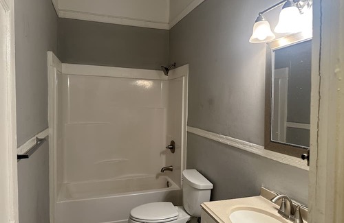 West End Casa | 100 Year Old Historic Gem near Stadium & Marta - 2 Bedroom unit