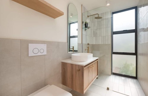 Salt Rock Apartamento | Zululami Luxury 3-Bed Home - PVT Garden - Sea View