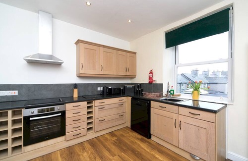 Rhiwbryfdir Casa | Edwardian End Terrace Property | Pass the Keys
