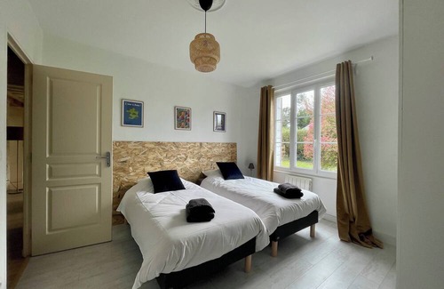 Bayeux Casa | Vrbo Property
