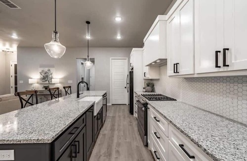 Lubbock Casa | Modern Uptown - 4BR/2BA - New Construction