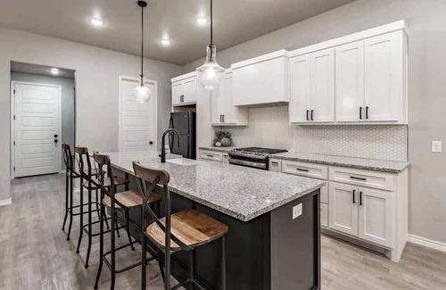 Lubbock Casa | Modern Uptown - 4BR/2BA - New Construction