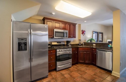 Windy Hill Condominio | 12th Floor Oasis: Luxurious One-Bedroom Condo with Stunning Ocean Views