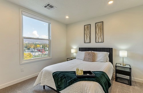Lower Avenues Apartamento | Views/TOP Floor/1BED Apartment/GYM/GARAGE Parking